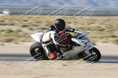 media/Oct-26-2025-Race Pace (Sun) [[c1447ca738]]/Verified/1-Turn 9 Inside (930am)/